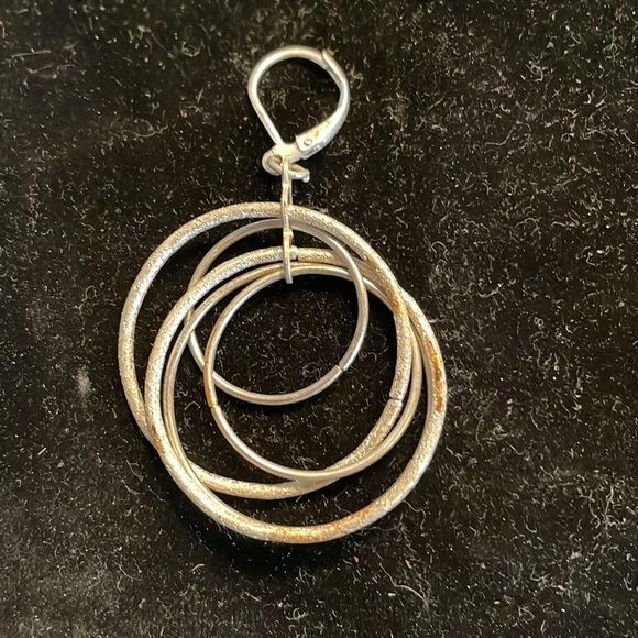 2” silver tone earrings with 5 open hoop dangle earrings w/lever back closures - Picture 6 of 11